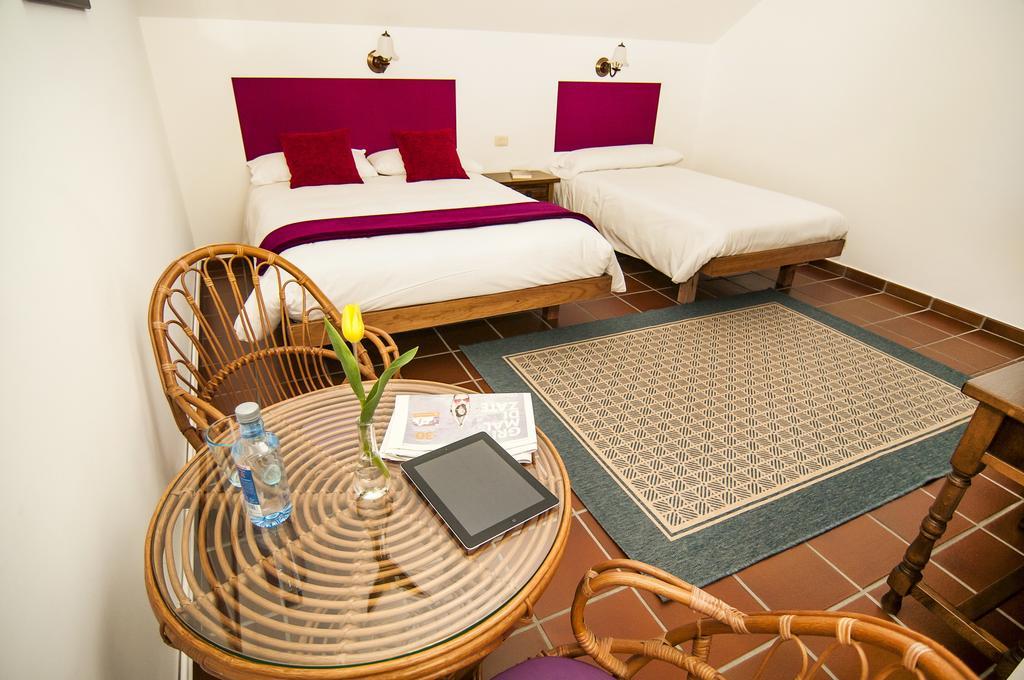 Hotel Rectoral De Areas Tui Extérieur photo
